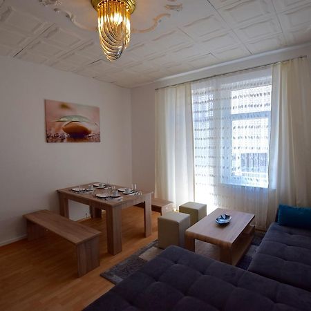 Apartment Ostendplatz Stuttgart Eksteriør billede